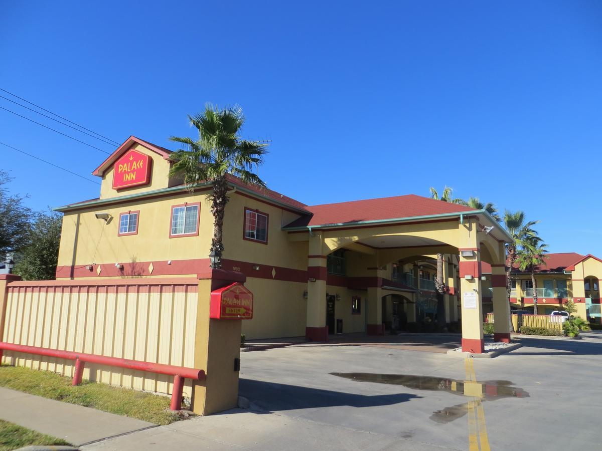 Palace Inn Houston Exterior photo