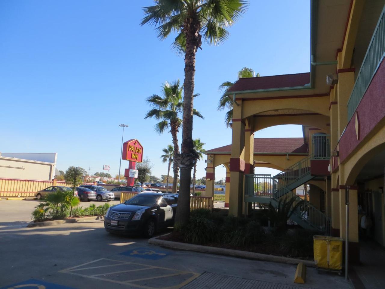 Palace Inn Houston Exterior photo